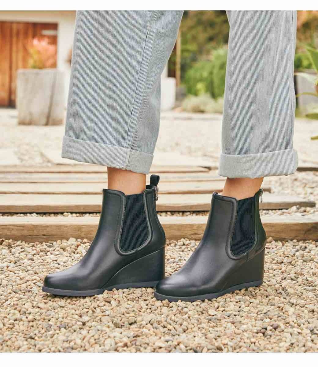 Praline Wedge Boot -Black
